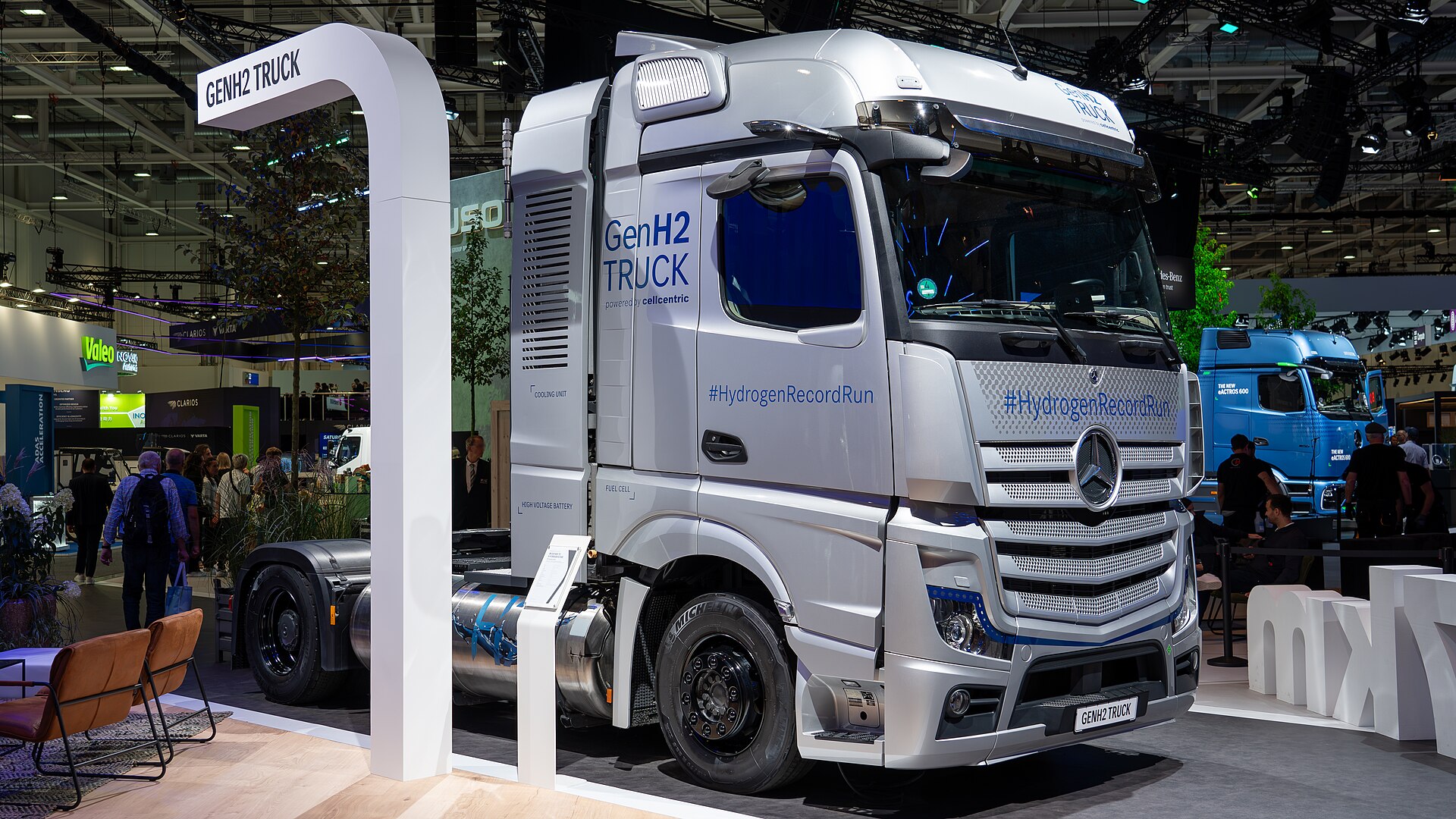 Futuristic hydrogen fuel-cell concept truck presented at IAA Transportation 2024